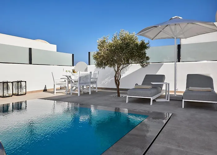 Tramonto Private מונוליתוס